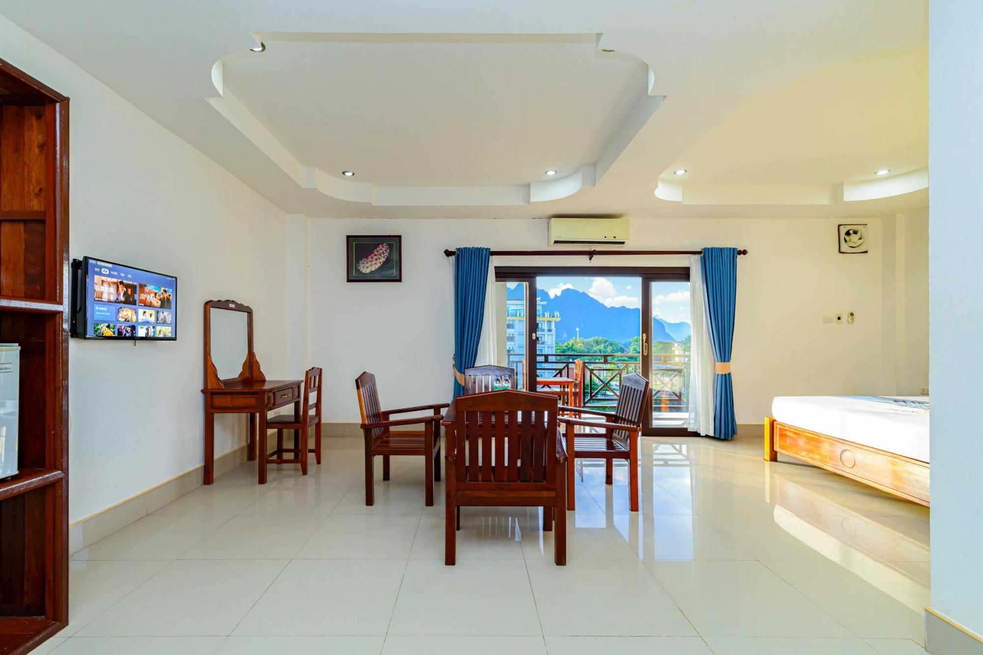 Lisha The Grand Riverside Hotel Vang Vieng Exterior foto