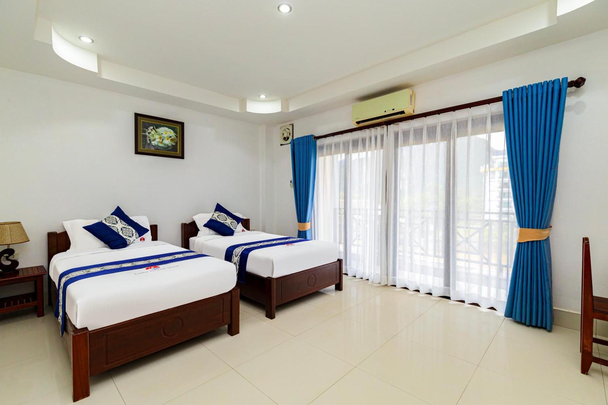 Lisha The Grand Riverside Hotel Vang Vieng Exterior foto